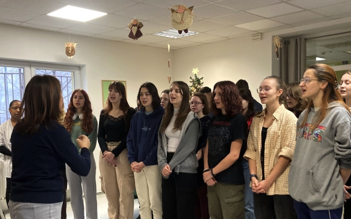 Szép ünnepségek és csúcsdöntő licit a Jószolgálati Otthonban