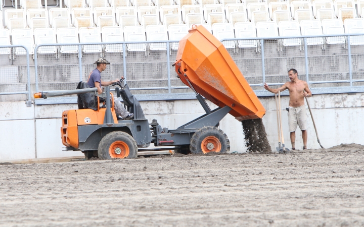 Stadionfelújítás: a fű következik