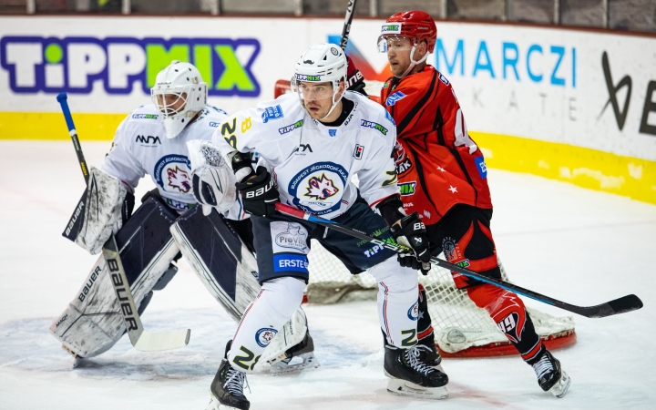 A fővárosban folytatják az Acélbikák