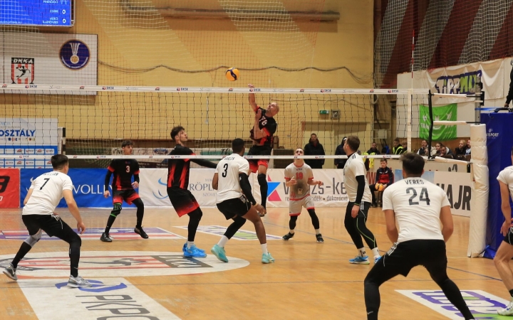 Röplabda: győzött a rutin