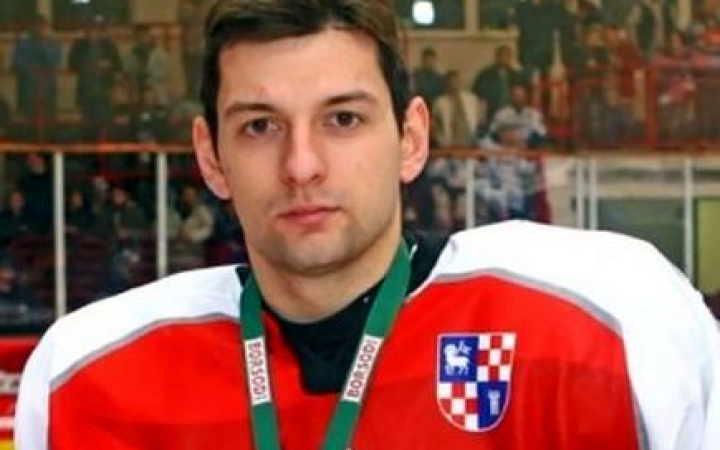 Jégkorong: Revák Zoltán hazatért