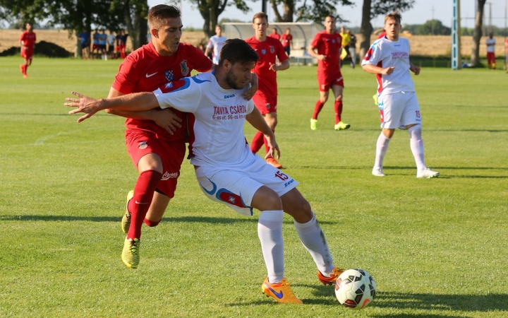 Labdarúgás: Siófokon kezd a DPASE