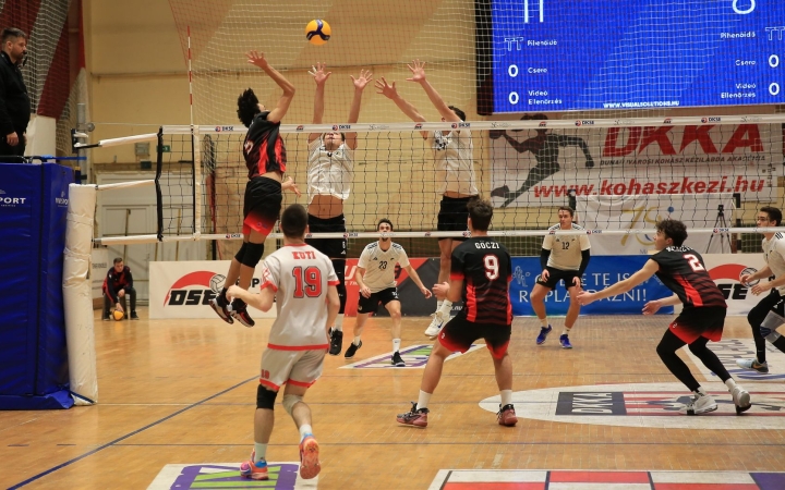 A fővárosban zárják az alapszakaszt