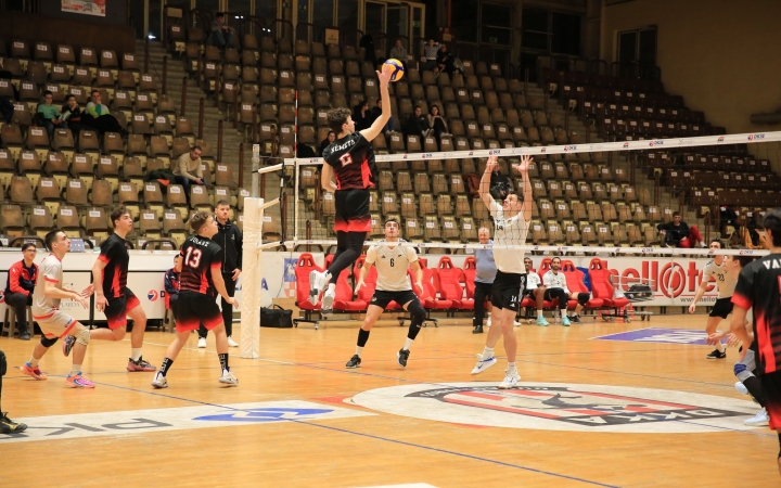 Elkészült az alsóház menetrendje