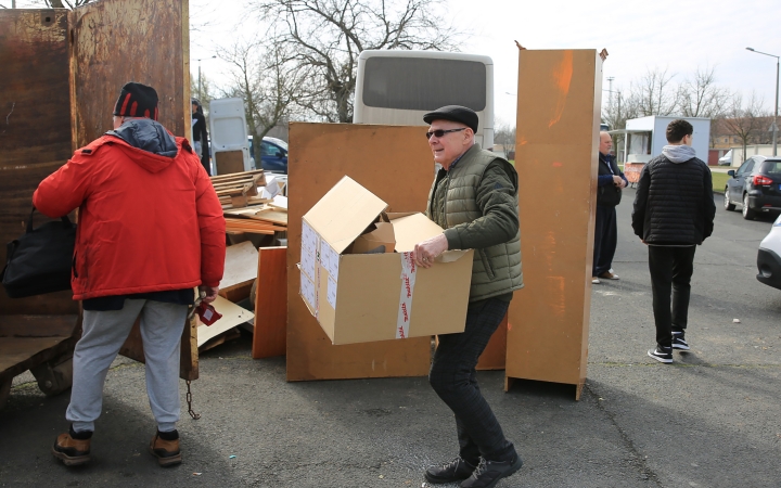 A Béke városrész egy kicsit könnyebb lett – közel 400 köbméter szeméttel biztosan
