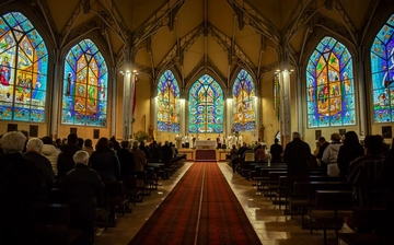Húsvét Dunaújvárosban – nagyheti szertartások a főtemplomban