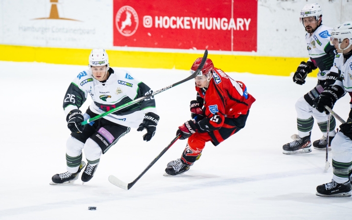 Hajrásiker az elődöntő első meccsén