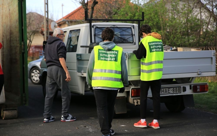 Ötvenöt tonna hulladék gyűlt össze Újtelepen