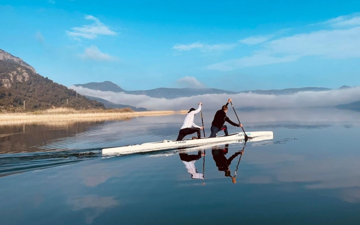 A török vendégszeretettel is megismerkedtek kenusaink