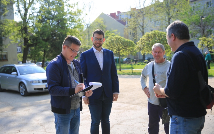 Megújulnak a parkolók a Liget közben