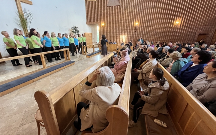 Remek hangulat, kiváló program és szép siker a Jótékonysági pedagóguskoncerten (galériával)