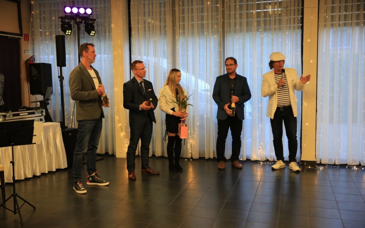 DSTV: jótékonysági sportbál