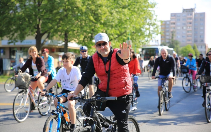 Óriási sikert hozott a 38. Bringatúra (galériával)