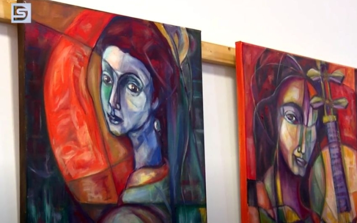 DSTV: új kiállítás a könyvtárban