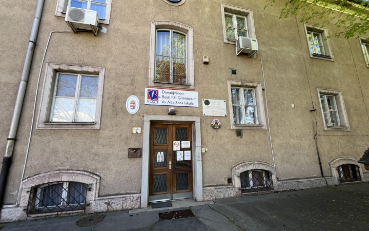 Nárcisz már érettségire készül a Rostiban