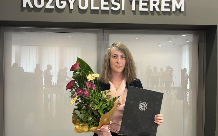 Neszvecskó Zorica érdemelte a Dunaújváros Ifjúságáért díjat