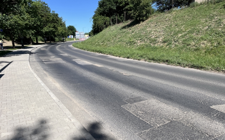 Teljes útfelújítás a két körforgó között