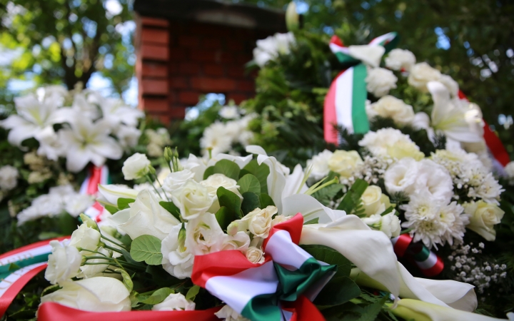 Nemzetünk gyásznapjára emlékeztek