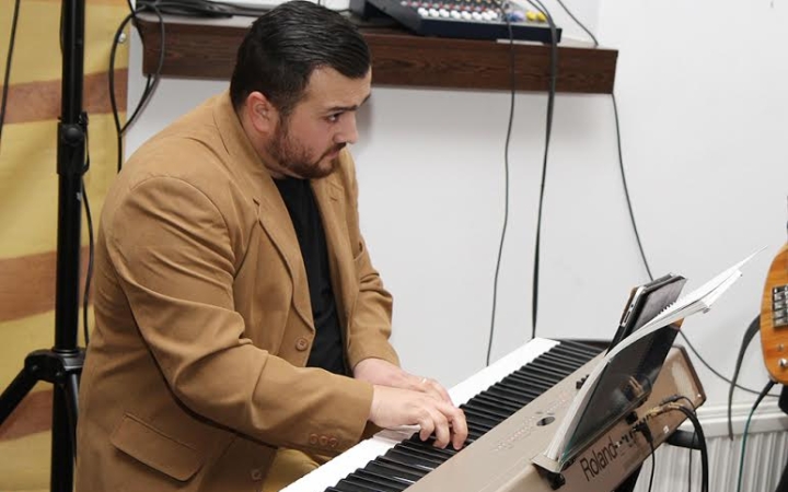 Régi ismerősök térnek vissza a Művész teraszára 