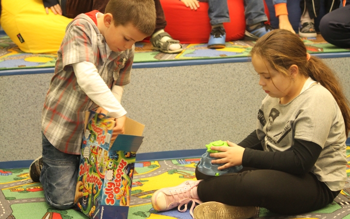 Aranyos játékkuckó