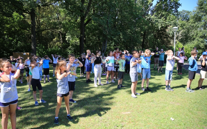 Irigylésre méltó környezetben a táborozók