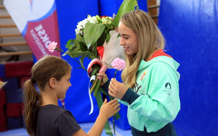 Újra itthon Czifra Bettina Lili