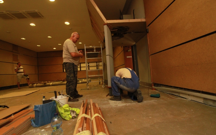 Időszerű volt a közgyűlési terem felújítása