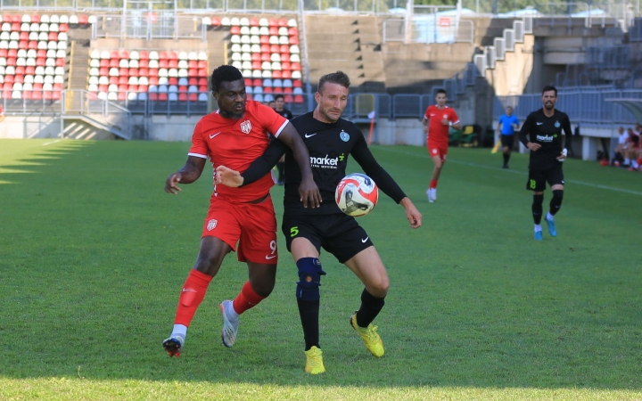 Biztos győzelemmel folytatta a DFC