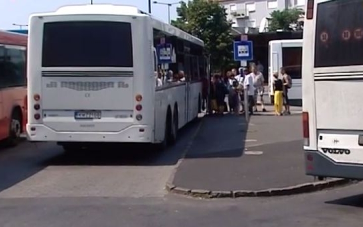 Szűkített menetrend szerint járnak a buszok