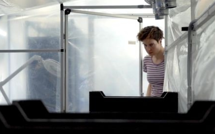 Szabad Szemmel az ICA-D-ben: "Keltető"