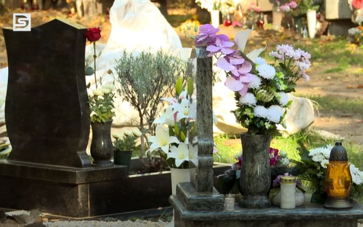 DSTV: növekvő forgalom az ünnepi időszak előtt a temetőnél