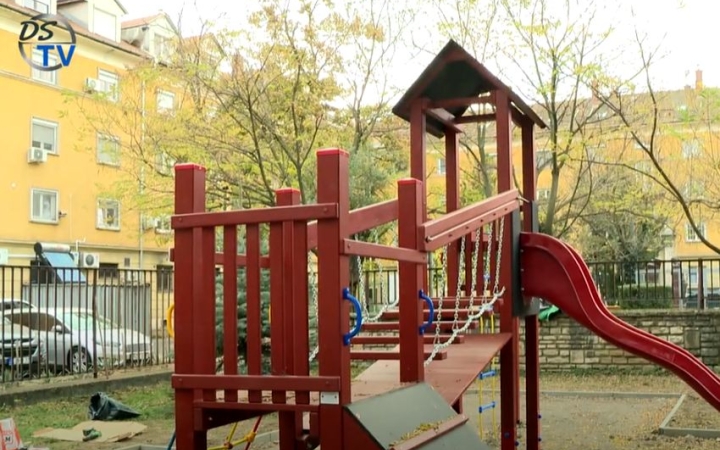 DSTV: új játszótér épül