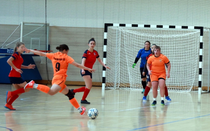 DSTV: emléktornával tisztelegtek