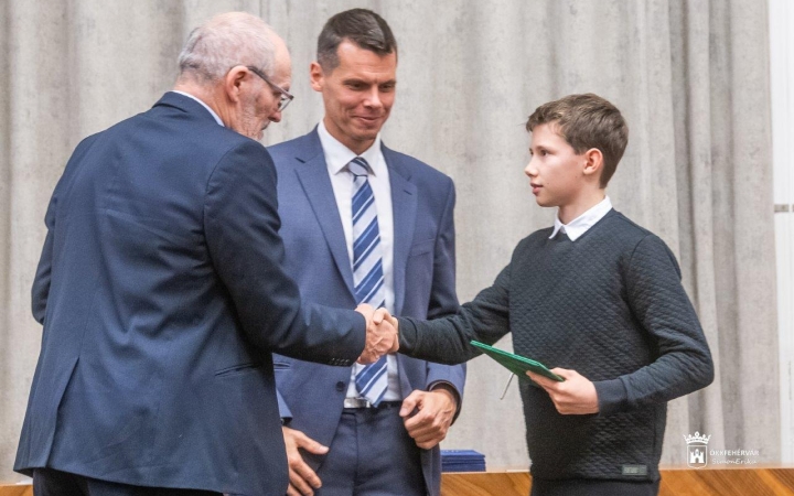 Jó tanulókat, jó sportolókat köszöntöttek