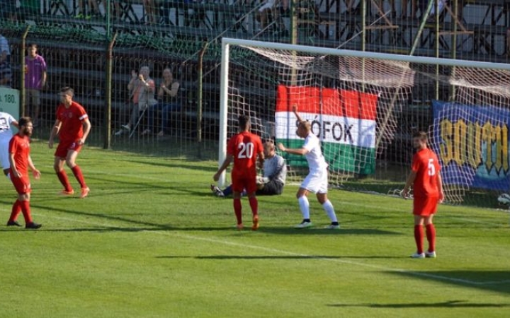 Labdarúgás: vereség a rajton