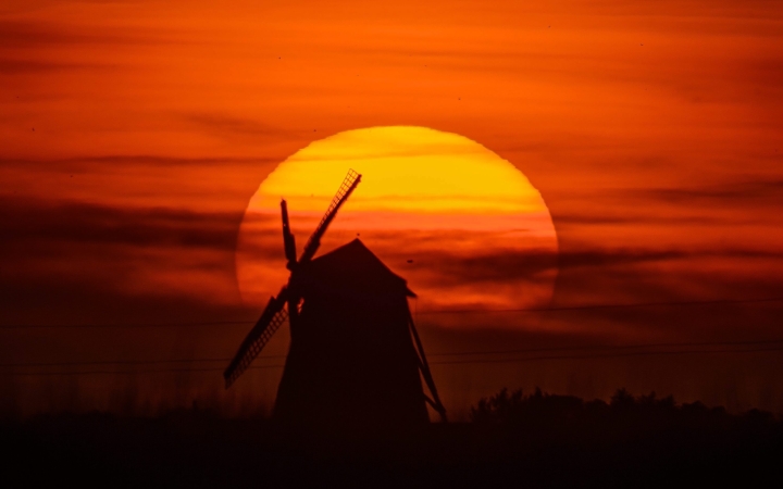 Visszatér a kánikula