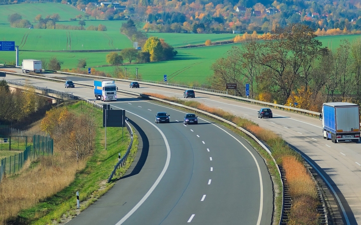 Mabisz: 2025-től már elektronikusan is érvényes a zöldkártya