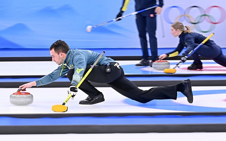 Bemutatkozik a curling