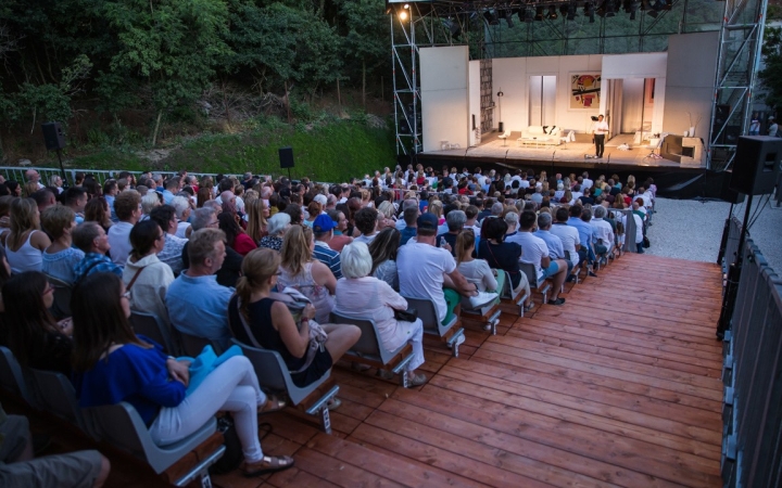 A Mediawave fesztivállal indulnak a programok a Szigligeti Várudvarban