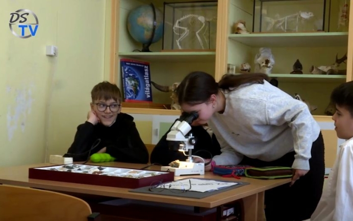 DSTV: a pí napját ünnepelték