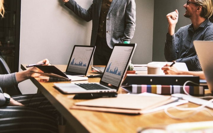 Milyen adminisztratív munkakörök várják az álláskeresőket Miskolc környékén?