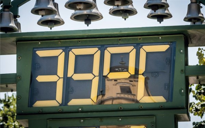 Forrósodik a helyzet - harmadfokú hőségriadó jön éjféltől