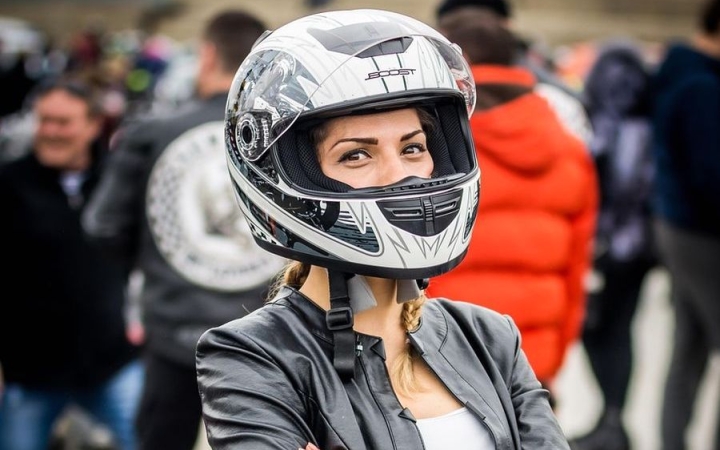 Modern füldugók az élvezetes motorozásért