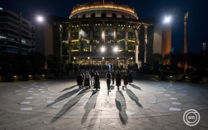 A költészet napja: konferenciával és gálával ünnepelnek