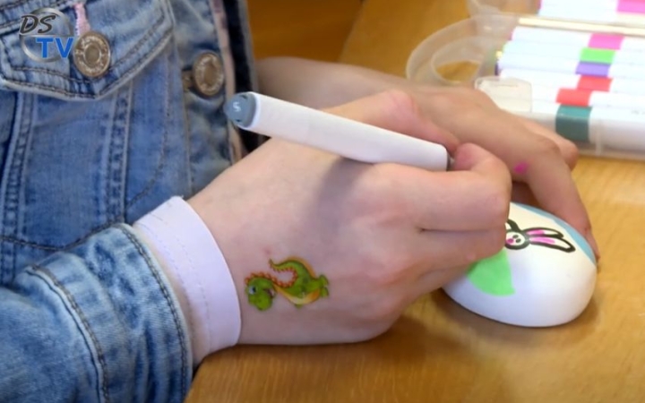 DSTV: gyermekkönyvtári forgatag