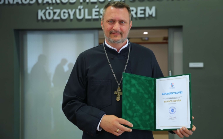 Kovács István érdemelte a Dunaújváros Ifjúságáért díjat