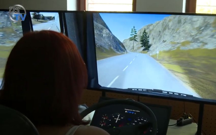 DSTV: nők versengtek a volánnál