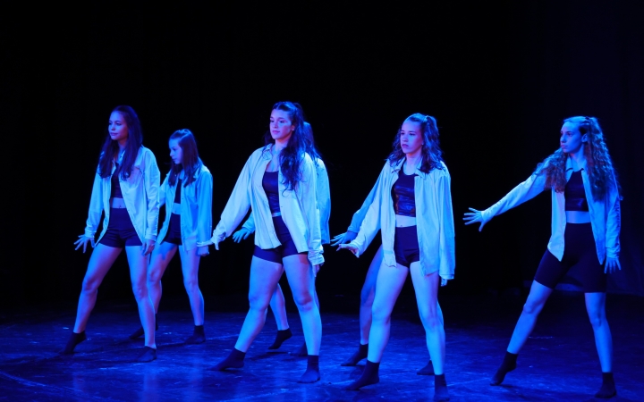 Pompázatos gálával ünnepeltek (galériával)