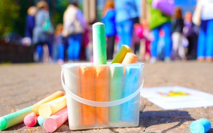 Ismét krétát ragadtak az óvodások (galériával)