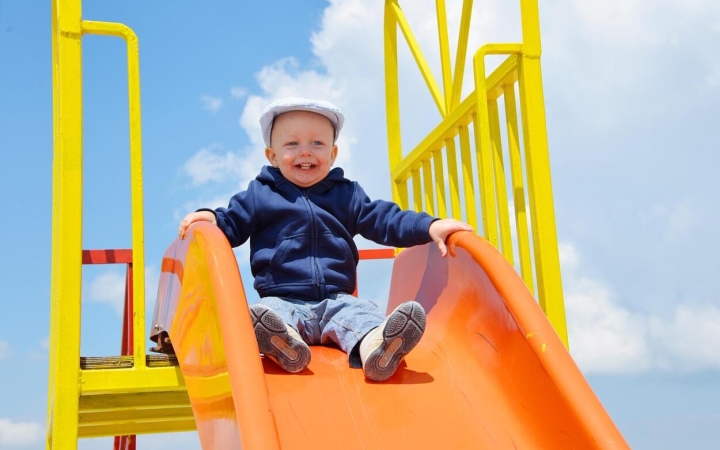 Kinőve, belenőve, túlnőve: a gyerekszandál méretének megválasztása